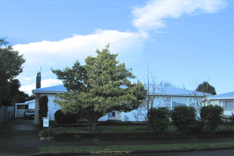 Photo of property in 10 Hitchings Avenue, Onekawa, Napier, 4110