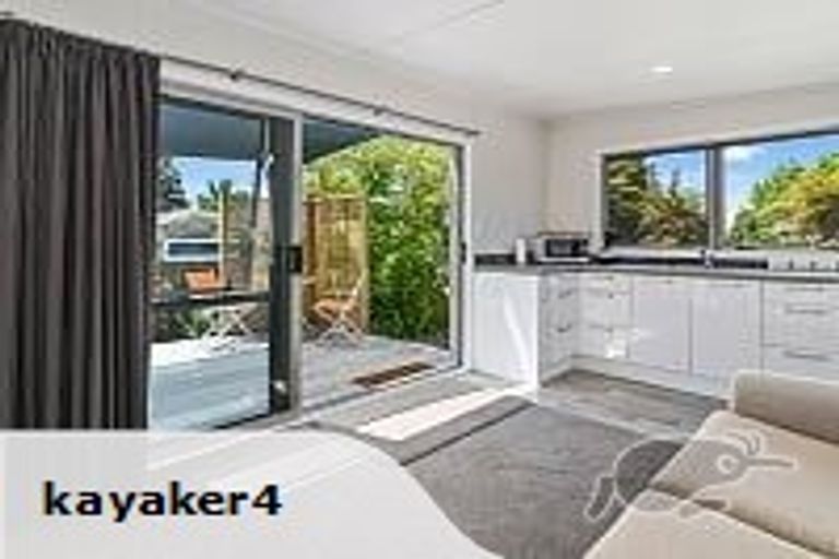 Photo of property in 26 Willow Avenue, Hannahs Bay, Rotorua, 3010