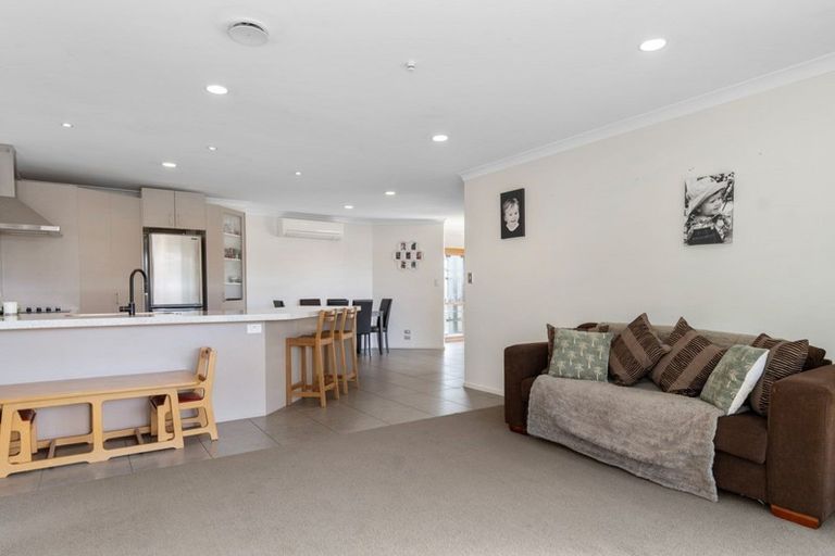 Photo of property in 194 Castlewold Drive, Bethlehem, Tauranga, 3110