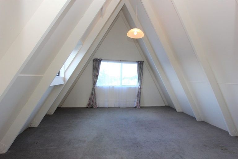 Photo of property in 68 Ngatai Street, Manaia, 4612