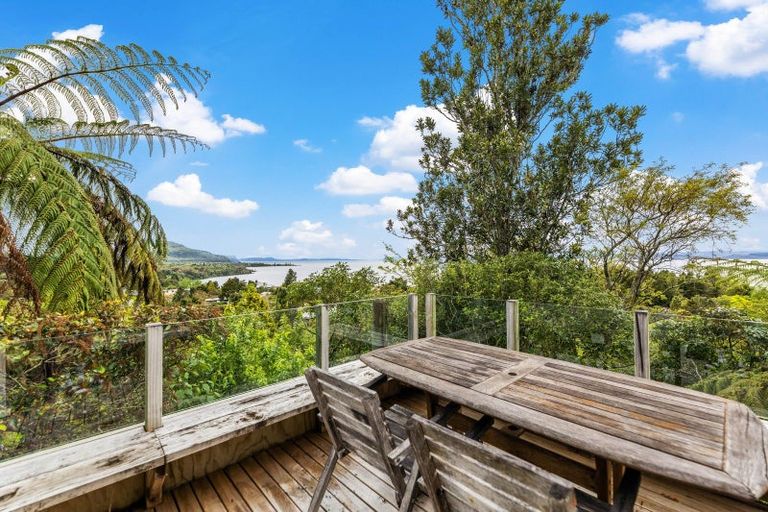 Photo of property in 24 Hauraki Terrace, Pukawa Bay, Turangi, 3381