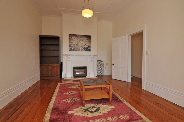 Photo of property in 9 Park Street, Thorndon, Wellington, 6011