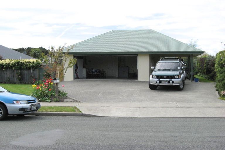 Photo of property in 32 Malthouse Crescent, Brightwater, 7022