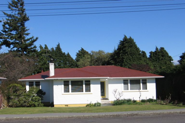 Photo of property in 24 Fox Street, Featherston, 5710