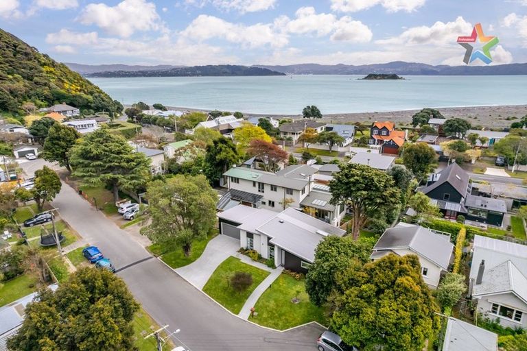 Photo of property in 5a Tawa Street, Eastbourne, Lower Hutt, 5013