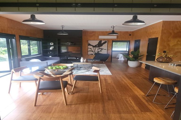 Photo of property in 2a Adams Road, Thornton Bay, 3575