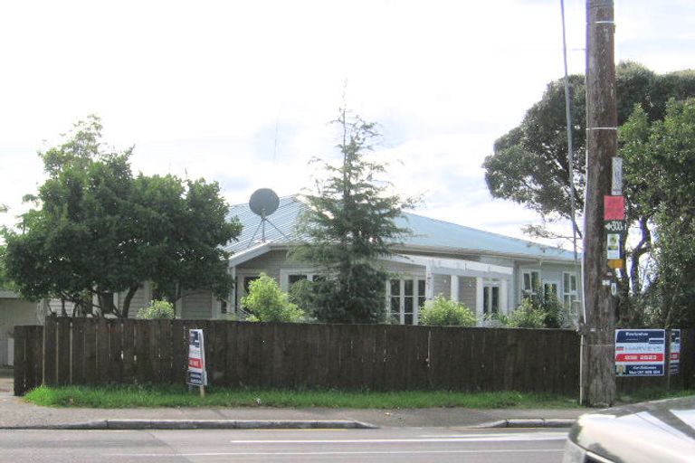 Photo of property in 481 West Coast Road, Glen Eden, Auckland, 0602