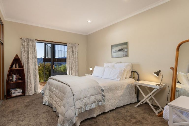 Photo of property in 21 Marina View, Waikawa, Picton, 7281