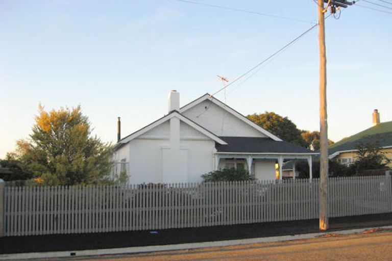 Photo of property in 6 Tweed Street, South Hill, Oamaru, 9400