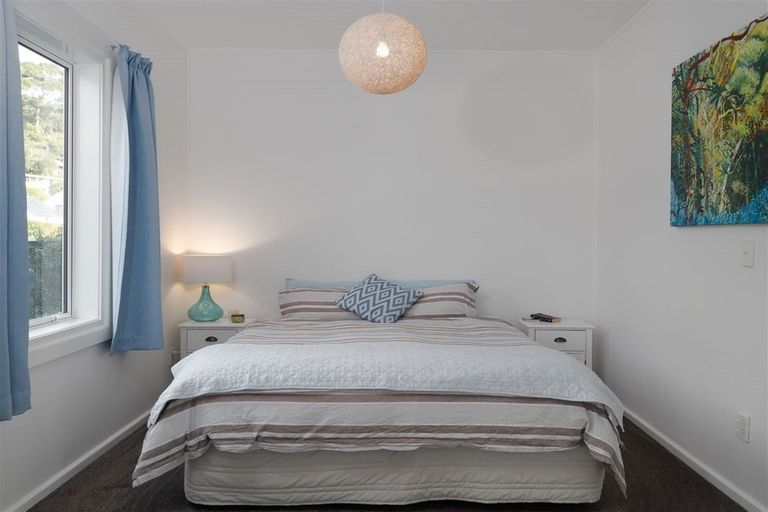 Photo of property in 16 Augusta Street, Redcliffs, Christchurch, 8081