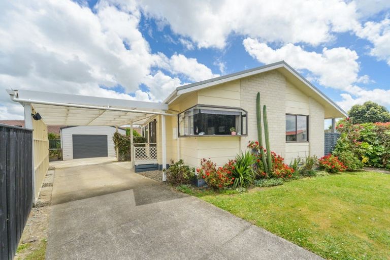 Photo of property in 31 Dalwood Grove, Highbury, Palmerston North, 4412