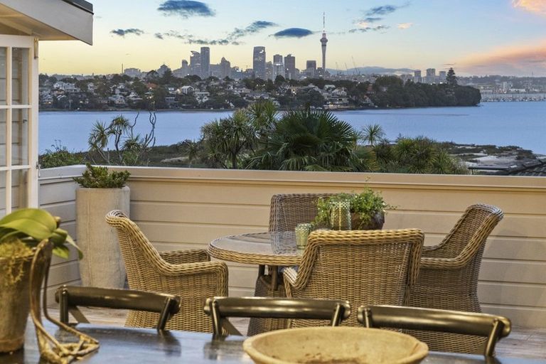 Photo of property in 1/14 Pine Ridge Terrace, Hauraki, Auckland, 0622