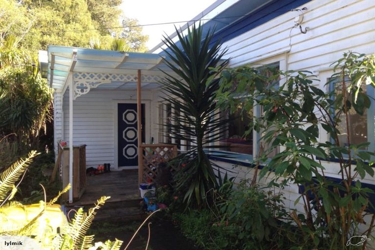 Photo of property in 21 Boylan Road, Titirangi, Auckland, 0604