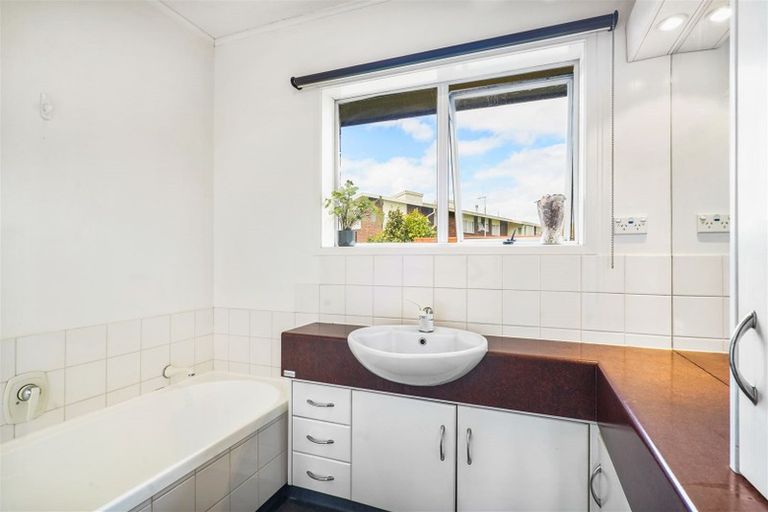 Photo of property in 10 Glendale Drive, Dinsdale, Hamilton, 3204