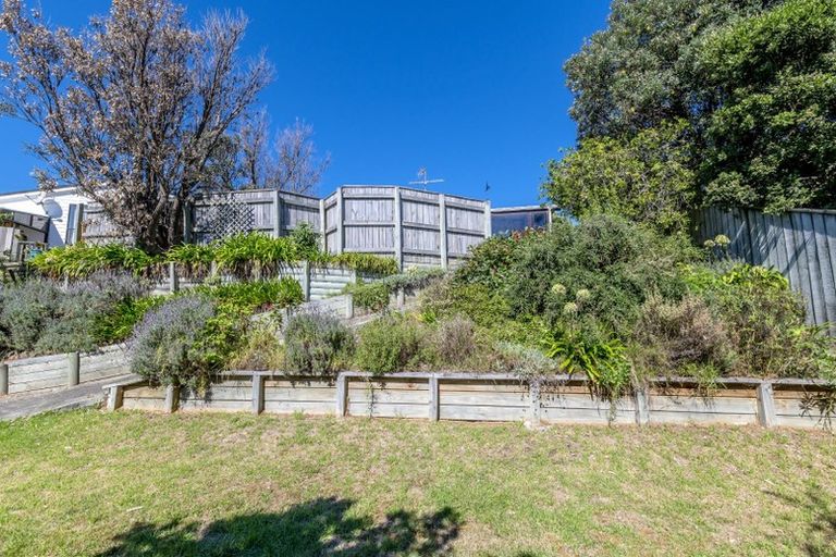 Photo of property in 67 Waimea Road, Waikanae Beach, Waikanae, 5036