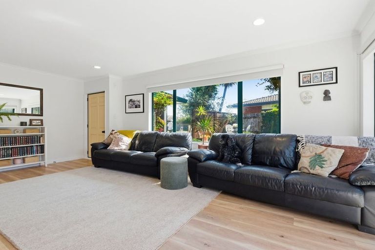 Photo of property in 36 Webb Place, Papamoa Beach, Papamoa, 3118