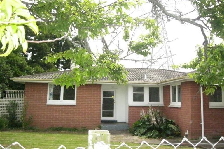 Photo of property in 2 Waipapa Crescent, Otara, Auckland, 2023