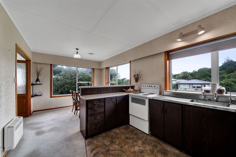 Photo of property in 15 Elizabeth Place, Ferndale, New Plymouth, 4310