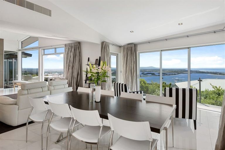 Photo of property in 1 Ti Kouka Eco Lane, Redcliffs, Christchurch, 8081