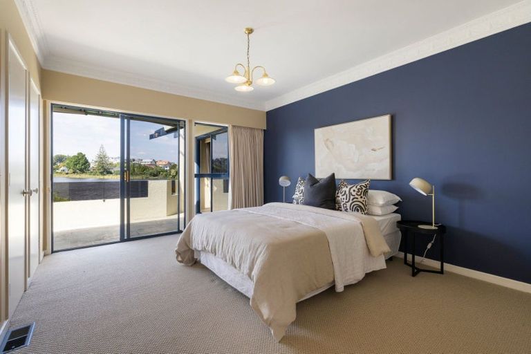 Photo of property in 76 Lake Crescent, Hamilton Lake, Hamilton, 3204