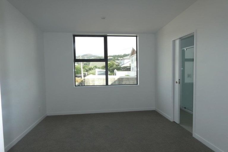 Photo of property in 10/20 Trent Street, Island Bay, Wellington, 6023