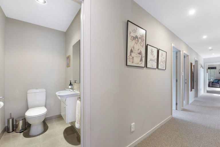 Photo of property in 4 Weka Place, Picton, 7220