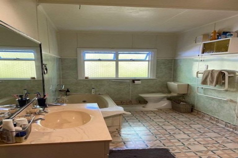 Photo of property in 19 Victoria Heights, Stepneyville, Nelson, 7010