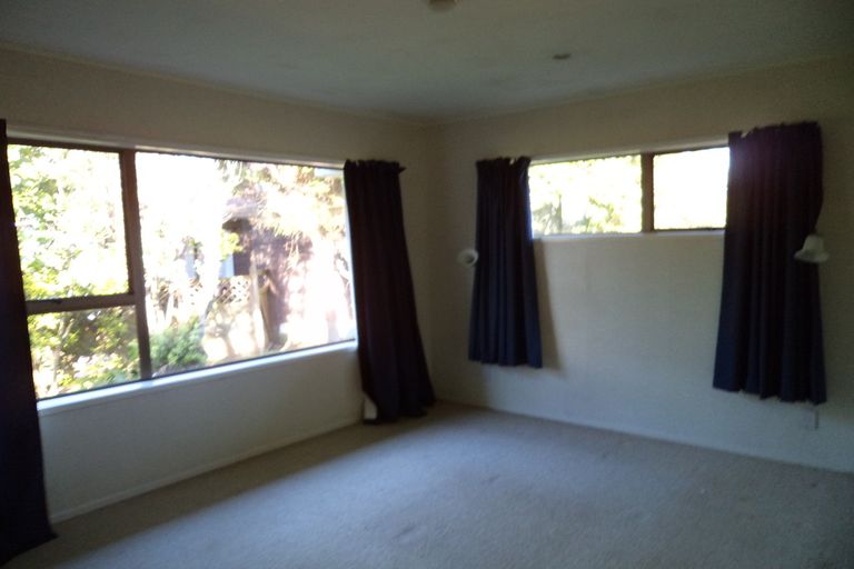 Photo of property in 63 St Annes Crescent, Wattle Downs, Auckland, 2103
