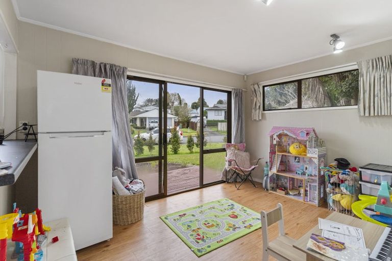Photo of property in 43 Bellfield Road, Opaheke, Papakura, 2113