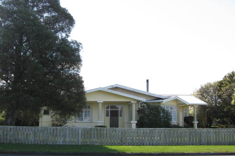 Photo of property in 32 Harris Street, Marton, 4710