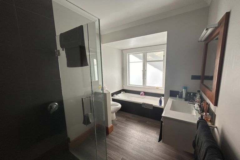 Photo of property in 19 Ngaio Street, West End, Palmerston North, 4412