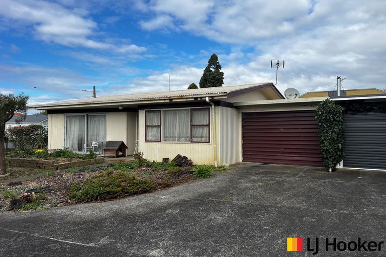 Photo of property in 1/91 Queen Street, Waiuku, 2123