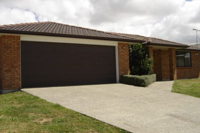 Photo of property in 15 Shankill Place, East Tamaki, Auckland, 2013
