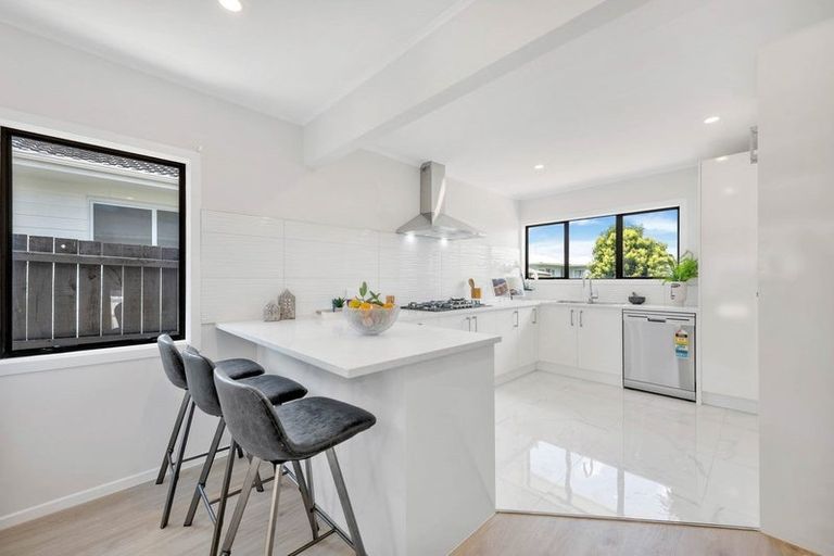 Photo of property in 1/55 Alfriston Road, Manurewa East, Auckland, 2102