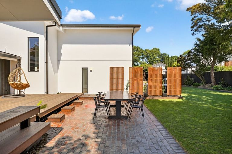 Photo of property in 11a Weston Road, St Albans, Christchurch, 8052