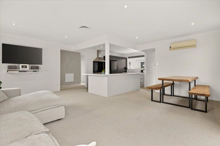 Photo of property in 17 Boucher Avenue, Te Puke, 3119