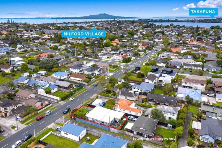 Photo of property in 1/105 Nile Road, Milford, Auckland, 0620