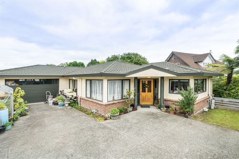 Photo of property in 6a Franklin Avenue, Hokowhitu, Palmerston North, 4410