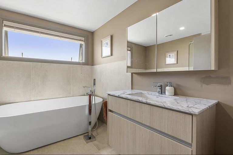 Photo of property in 12 Crake Street, Te Kauwhata, 3710