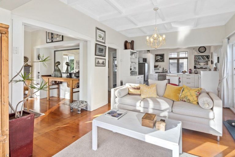 Photo of property in 33 Mains Avenue, Kensington, Whangarei, 0112