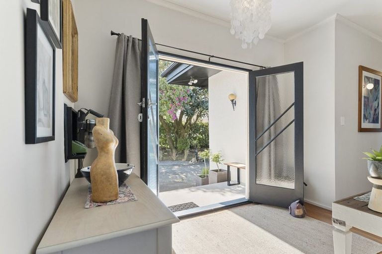 Photo of property in 53 Victoria Street, Carterton, 5713