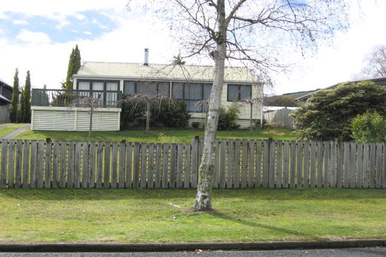 Photo of property in 47 Marina Terrace, Kinloch, Taupo, 3377