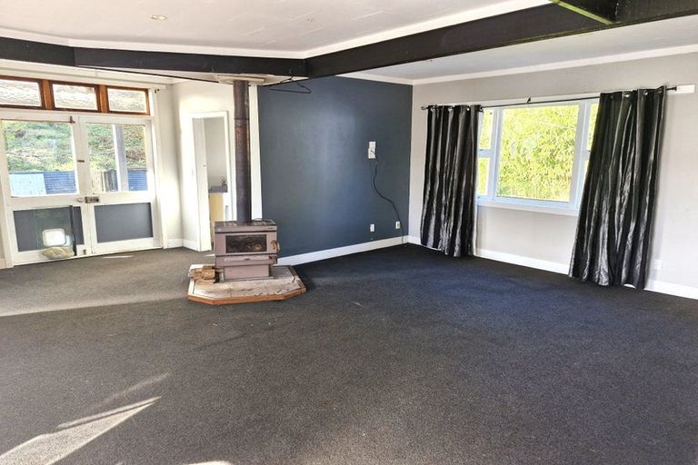 Photo of property in 8 South Street, Runanga, 7803