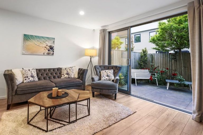 Photo of property in 2/441 Madras Street, St Albans, Christchurch, 8014