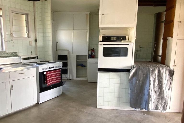 Photo of property in 2 Hewlett Road, Karoro, Greymouth, 7805