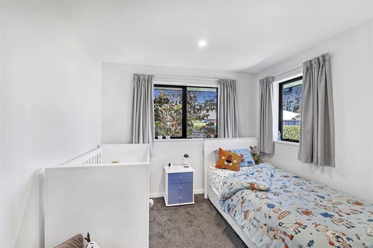 Photo of property in 6 Fry Place, Rolleston, 7614