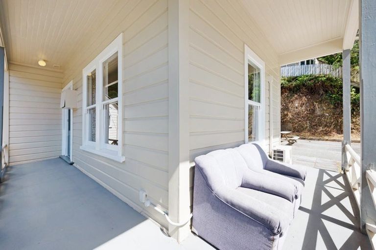 Photo of property in 34 Holloway Road, Aro Valley, Wellington, 6021