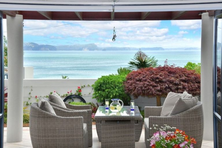 Photo of property in 13 Joydon Place, Stanmore Bay, Whangaparaoa, 0932