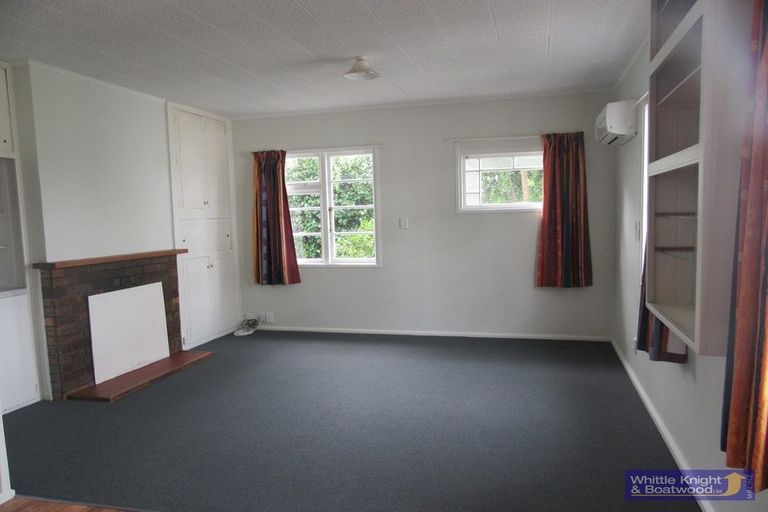 Photo of property in 106 Rattray Street, Riccarton, Christchurch, 8041