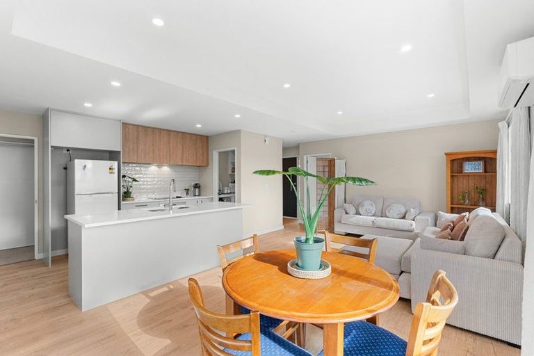 Photo of property in 30 Withers Crescent, Halswell, Christchurch, 8025